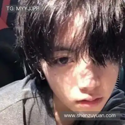滑颢清
